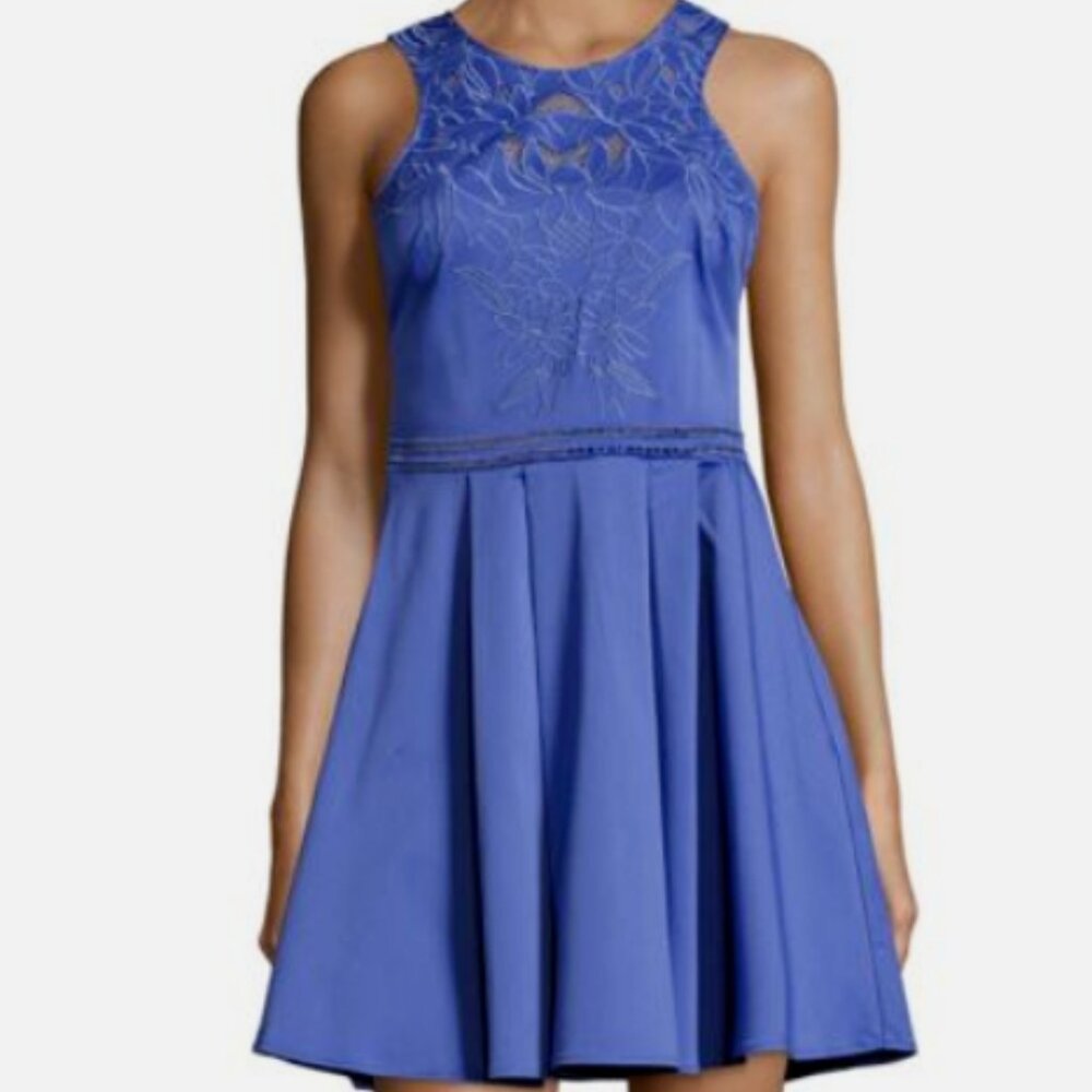 💙 Parker Magnolia Embroidered Lace Cutout Dress – Periwinkle Blue, Size Large